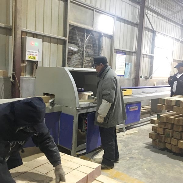 CNC Wood Timber Saw Cutting Machine For Cutting Wooden Boards