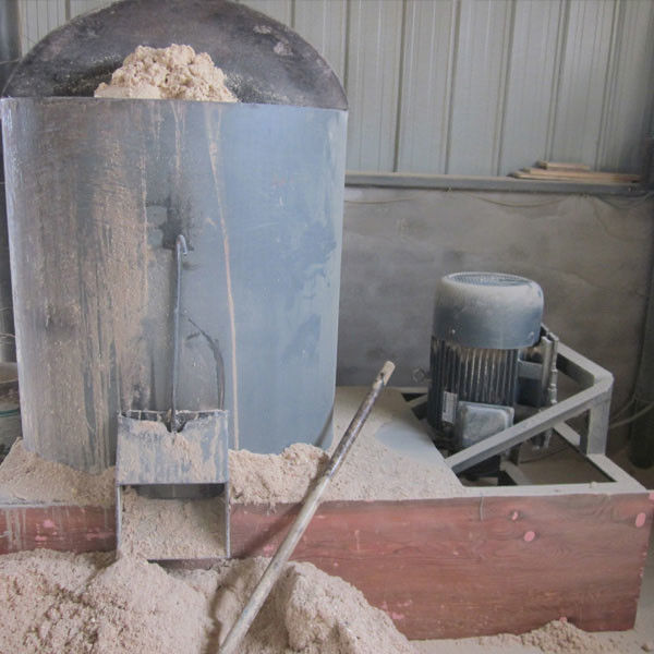 Wood Sawdust Glue Mixing Machine For Making Wooden Block