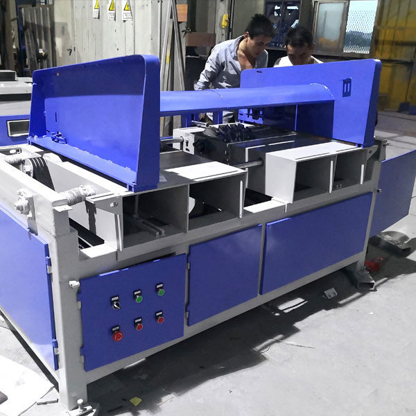 Used Newman American Wooden Stringer Pallet Notcher Machine